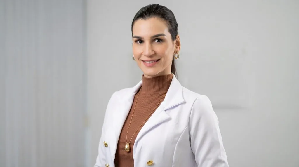 Professional_corporate_portrait_enhancement_of_a_f_cc25671f18-1024x572